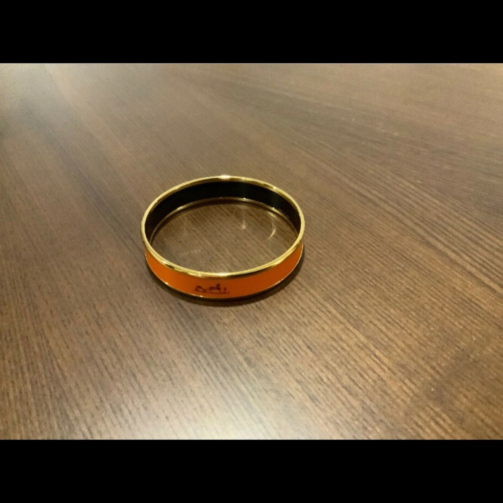 Hermes Enamel Bangel Bracelet (authentic,like new)